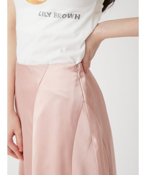 LILY BROWN(リリーブラウン)の「イレギュラーヘムサテンスカート(スカート・レディース・ブルー/ブラック/コーラル・F)」の9枚目の写真