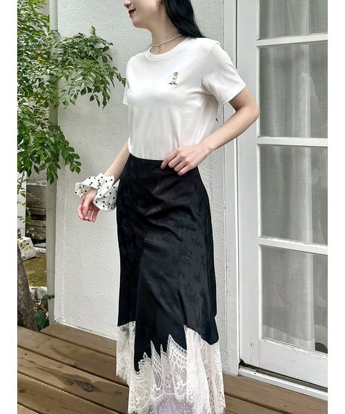 LILY BROWN(リリーブラウン)の「イレギュラーヘムサテンスカート(スカート・レディース・ブルー/ブラック/コーラル・F)」の12枚目の写真