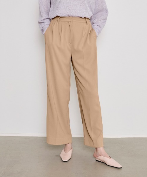 COMMON+HAUS(コモンハウス)の「タックワイドレッグパンツ(スラックス・レディース・グレー/セージグリーン/ベージュ・S/M/L)」の1枚目の写真