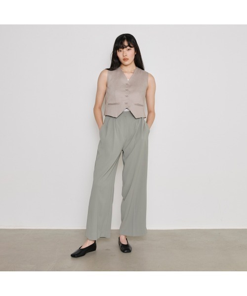 COMMON+HAUS(コモンハウス)の「タックワイドレッグパンツ(スラックス・レディース・グレー/セージグリーン/ベージュ・S/M/L)」の10枚目の写真