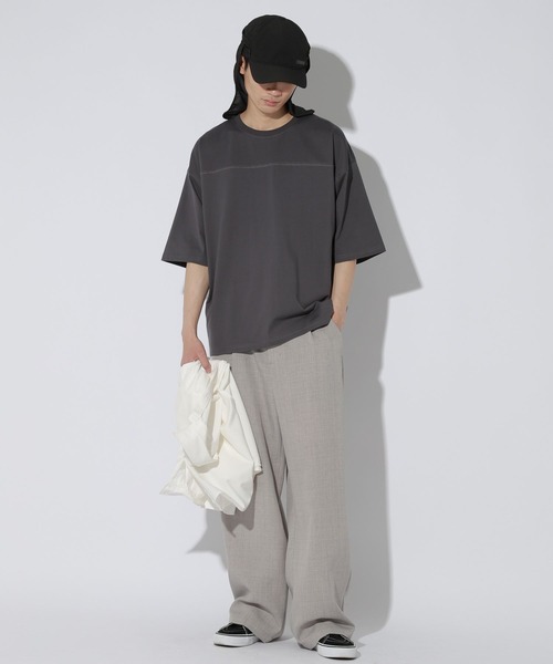 LAKOLE(ラコレ)の「<多機能ウェア>フットボールTシャツ / 667765(Tシャツ/カットソー・メンズ・ホワイト/チャコール/グリーン・LARGE/MEDIUM)」の9枚目の写真