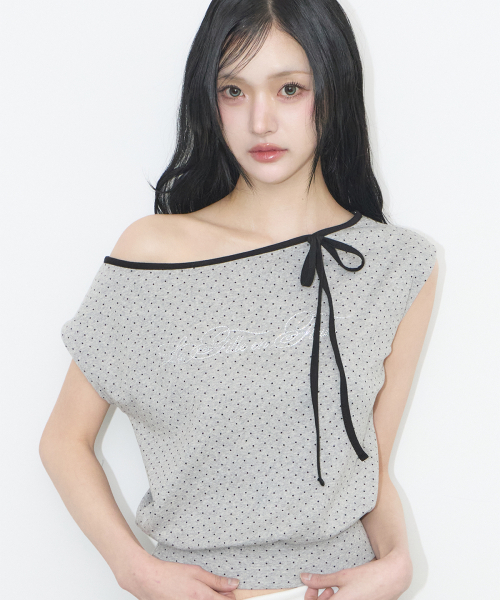 ILLIGO(イリゴ)の「ドットボートネックトップ グレー(Tシャツ/カットソー・レディース・その他・OS)」の1枚目の写真