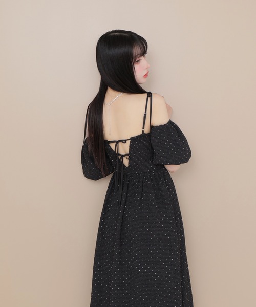 M me eme(エムミーエメ)の「Puff sleeves studded long onepiece(eme10487)(ワンピース・レディース・ブラック・FREE)」の8枚目の写真