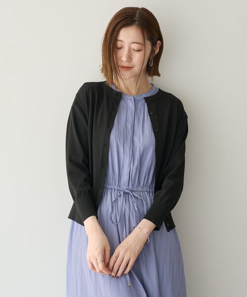 YECCA VECCA(イェッカヴェッカ)の「【マシンウォッシャブル/接触冷感/アンサンブル対応】カーディガン②(カーディガン/ボレロ・レディース・ブラック/オフホワイト/サーモンピンク/ライトブルー・FREE)」の10枚目の写真