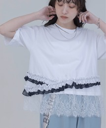 ウェーブフリル ヘムレースTシャツ