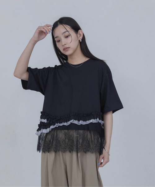 ★【新品】エイミーロウ ウェーブフリルヘムレースTシャツ ブラック 今季新作★ ウェーブフリル ヘムレースTシャツ Eimee Law│Eimee Law & LHELBIE