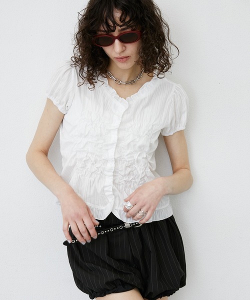 uyu.(ウユ)の「Stripe Balloon Short Pants/ストライプ柄バルーンショートパンツ(その他パンツ・レディース・ブラック・LARGE/MEDIUM/SMALL)」の3枚目の写真