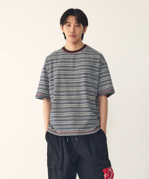 STUDIO TOMBOY（スタジオトムボーイ）の「[MEN] スティッチドマルチストライプ半袖Tシャツ_ネイビー 9156222319（Tシャツ/カットソー）」
