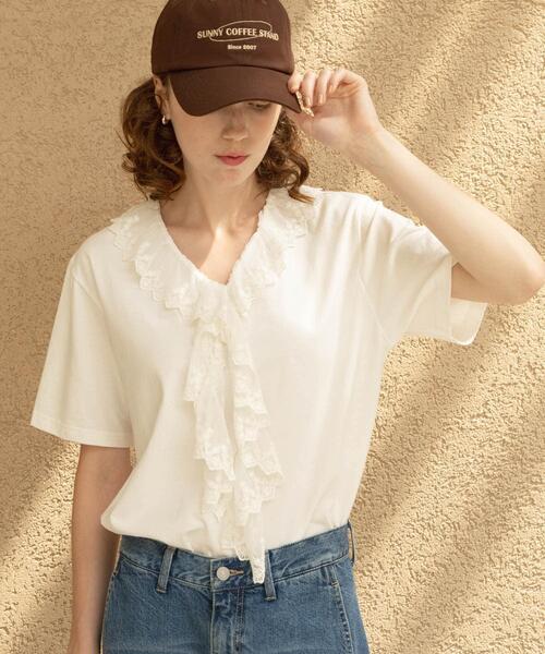 URBAN RESEARCH Sonny Label(アーバンリサーチサニーレーベル)の「Vネックフリルレースカラープルオーバー(Tシャツ/カットソー・レディース・ブラウン/オフホワイト/チャコールグレー・FREE)」の6枚目の写真