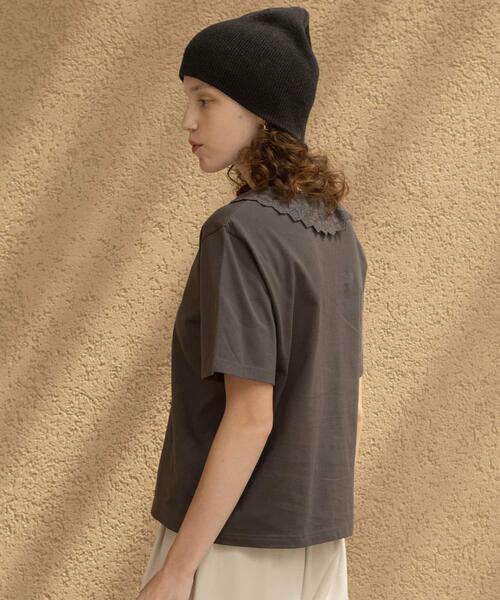 URBAN RESEARCH Sonny Label(アーバンリサーチサニーレーベル)の「Vネックフリルレースカラープルオーバー(Tシャツ/カットソー・レディース・ブラウン/オフホワイト/チャコールグレー・FREE)」の16枚目の写真