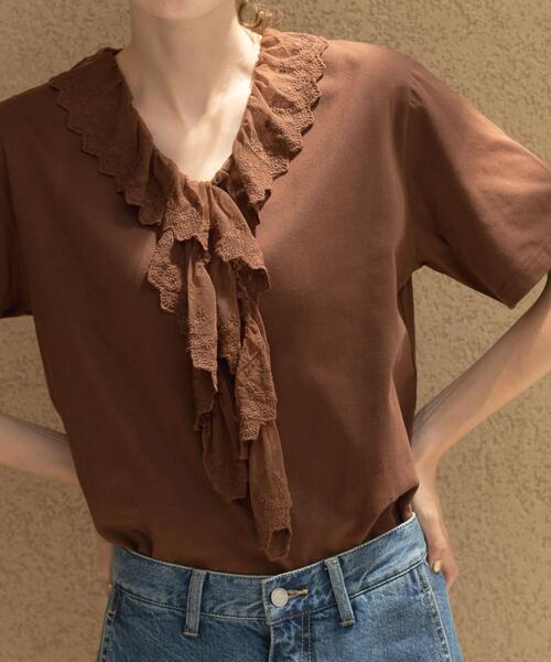 URBAN RESEARCH Sonny Label(アーバンリサーチサニーレーベル)の「Vネックフリルレースカラープルオーバー(Tシャツ/カットソー・レディース・ブラウン/オフホワイト/チャコールグレー・FREE)」の21枚目の写真