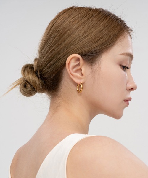 CEMONEMO(セモネモ)の「【金属アレルギー対応】シンプル スナップ フープ ピアス / ステンレス(ピアス(両耳用)・レディース・シルバー/ゴールド・FREE)」の3枚目の写真