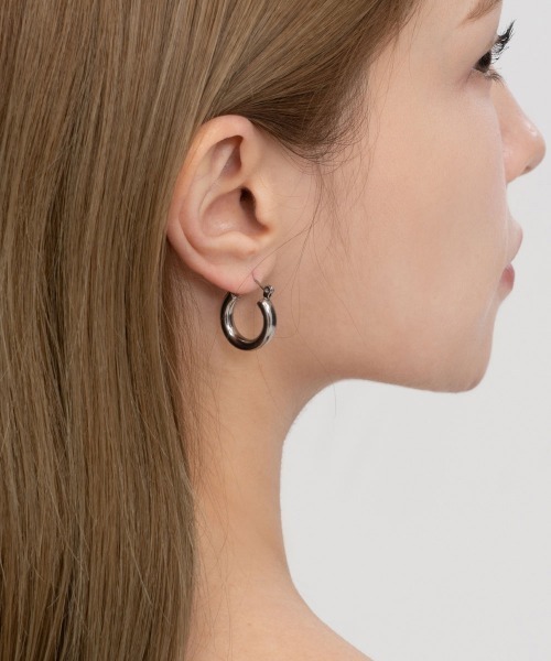 CEMONEMO(セモネモ)の「【金属アレルギー対応】シンプル スナップ フープ ピアス / ステンレス(ピアス(両耳用)・レディース・シルバー/ゴールド・FREE)」の18枚目の写真