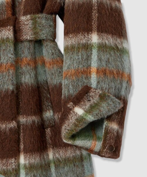 allureville(アルアバイル)の「シャギーチェックベルテッドコート(ダッフルコート・レディース・ブラウン系その他・2/1)」の15枚目の写真