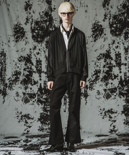 NO ID.(ノーアイディ)の「【NO ID.】Stretch Wide Leg Pants / ストレッチワイドレッグPT(その他パンツ・メンズ・ブラック・1/2)」の4枚目の写真