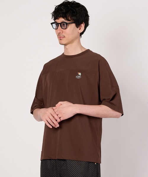 Arnold Palmer(アーノルドパーマー)の「シェア フットボール Tシャツ(Tシャツ/カットソー・レディース・アイボリー/ブラウン/チャコールグレー・S/M/XS/LL/L)」の14枚目の写真