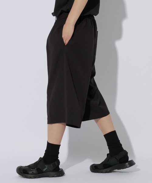 LAKOLE（ラコレ）の「TRショートスラックス / 1050804（スラックス・メンズ・ベージュ/ブラック・MEDIUM/LARGE）」の3枚目の写真