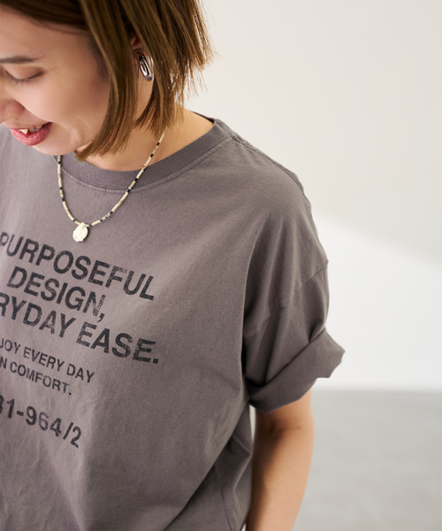 FRAMeWORK(フレームワーク)の「≪追加≫カスレロゴプリントTシャツ(Tシャツ/カットソー・レディース・ホワイト/チャコールグレー/ベージュ・FREE)」の4枚目の写真