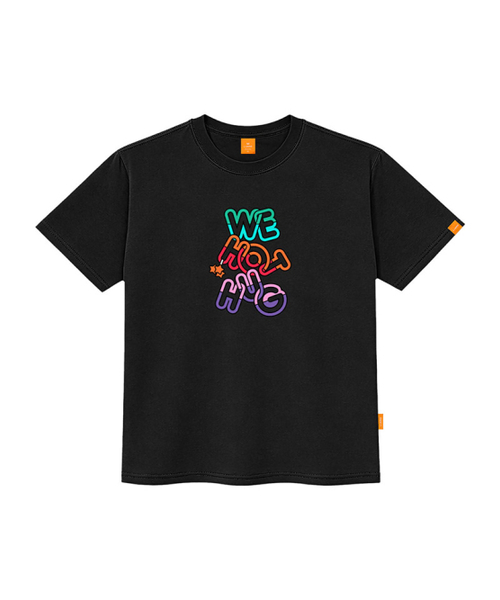 LLAMO(エラモ)の「HOTハグ 半袖Tシャツ 男女共用 ビッグサイズ(Tシャツ/カットソー・メンズ・ホワイト/ブラック/レッド/ピンク・SMALL/MEDIUM/LARGE/X-LARGE/2XL/4XL/3XL)」の6枚目の写真