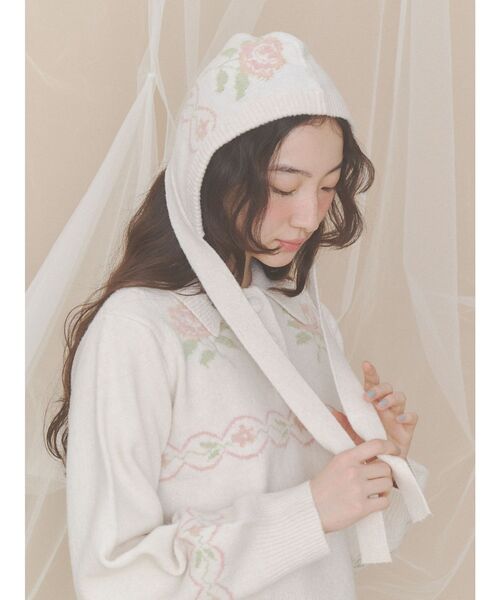 merry jenny(メリージェニー)の「rose earflap hat(ニットキャップ/ビーニー・レディース・アイボリー/ブラウン・FREE)」の4枚目の写真