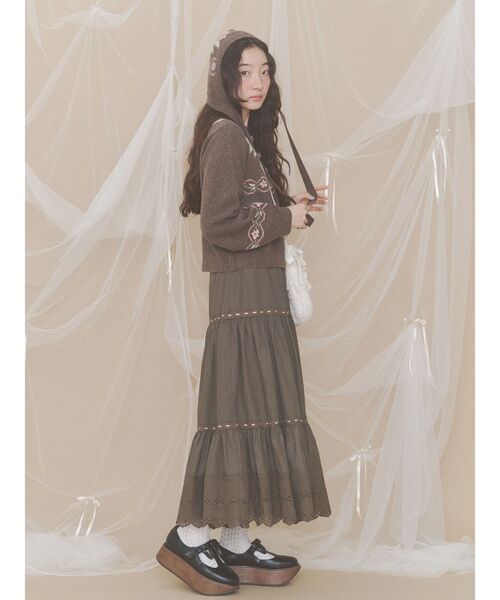 merry jenny(メリージェニー)の「rose earflap hat(ニットキャップ/ビーニー・レディース・アイボリー/ブラウン・FREE)」の11枚目の写真