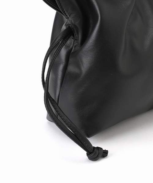B.C STOCK(ベーセーストック)の「AULENTTI / オウレンティ 2WAYレザーバッグ(ショルダーバッグ・レディース・ブラック/キャメル・FREE)」の7枚目の写真