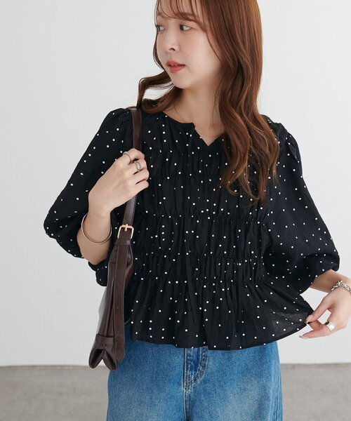 DISCOAT(ディスコート)の「【WEB限定】前後2WAYドット袖バルーンブラウス(シャツ/ブラウス・レディース・キャメル/アイボリー/ブラック・FREE)」の17枚目の写真