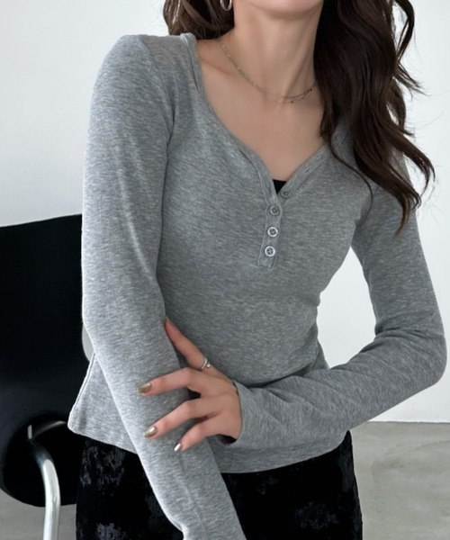Eclat one(エクラワン)の「【Eclat one】フロントボタン コンパクト リブカットソー(Tシャツ/カットソー・レディース・ブラウン/グレー/ブラック/ホワイト・M/L)」の6枚目の写真