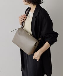 《本革/軽量390g》セミハードショルダーバッグSサイズ