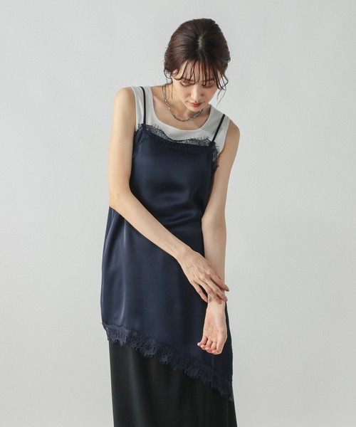 GLOBAL WORK(グローバルワーク)の「サテンレースアシメキャミ/1051182(キャミソール・レディース・ダークブラウン/ネイビー・MEDIUM/LARGE)」の7枚目の写真