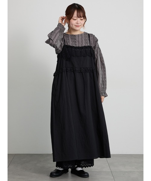 TSUHARU by Samansa Mos2（ツハルバイサマンサモスモス）の「総刺繍チュニックブラウス（チュニック・レディース・チャコールグレー/キナリ・F）」の6枚目の写真