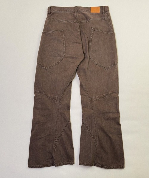 KHOKI(コッキ)の「【KHOKI】3D cutting denim pants(デニムパンツ・メンズ・ブラウン・1/2/3)」の2枚目の写真