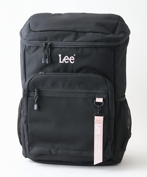 Lee(リー)の「【Lee/リー】【容量21L 撥水加工を施したポリエステル素材を使用】ボックスリュックA シンプル スタイリッシュ ブランドロゴ テープチャーム付き デイリーユース 通勤 通学(バックパック/リュック・レディース・ホワイト/ピンク/ライトグリーン・FREE)」の3枚目の写真