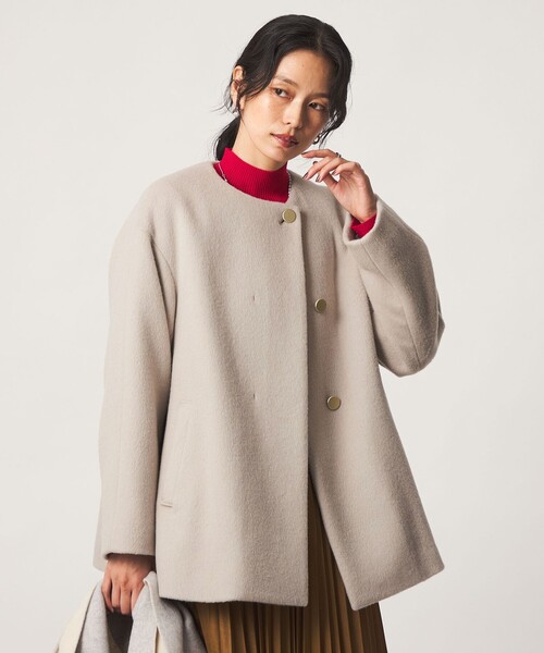 green label relaxing（グリーンレーベルリラクシング）の「［size SHORTあり］アンゴラビーバー ミドルコート（ノーカラーコート・レディース・ナチュラル/ライトグレー/ネイビー・36/SHORT/40/38）」の4枚目の写真