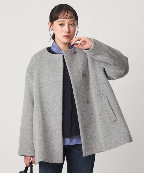 green label relaxing（グリーンレーベルリラクシング）の「［size SHORTあり］アンゴラビーバー ミドルコート（ノーカラーコート・レディース・ナチュラル/ライトグレー/ネイビー・36/SHORT/40/38）」の10枚目の写真