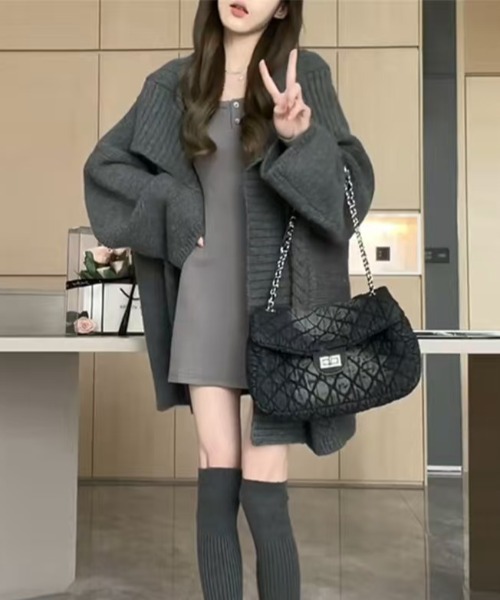 semuse(セミューズ)の「こなれルーズニットロングカーディガン(カーディガン/ボレロ・レディース・ブラック/グレー・FREE)」の5枚目の写真