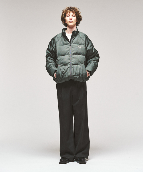 417 EDIFICE(フォーワンセブンエディフィス)の「FRED PERRY / フレッドペリー 417別注 ラグランスリーブ パデッドジャケット(その他アウター・メンズ・ブラック/ブラウン/カーキ・SMALL/MEDIUM/LARGE)」の11枚目の写真