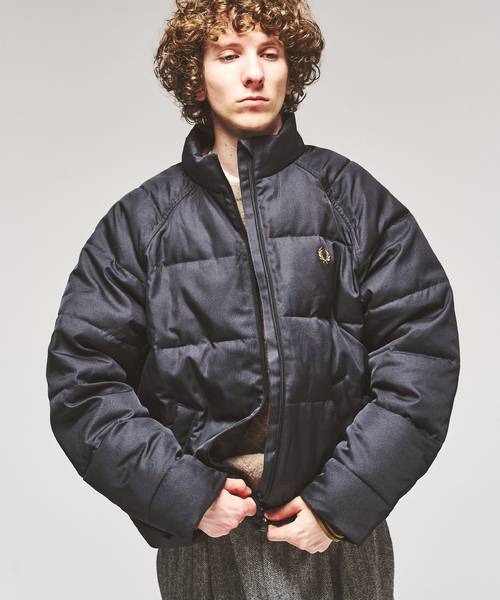 417 EDIFICE(フォーワンセブンエディフィス)の「FRED PERRY / フレッドペリー 417別注 ラグランスリーブ パデッドジャケット(その他アウター・メンズ・ブラック/ブラウン/カーキ・SMALL/MEDIUM/LARGE)」の18枚目の写真