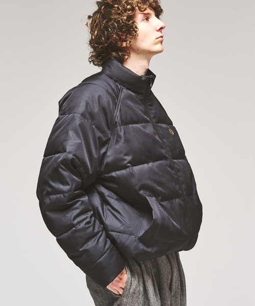 417 EDIFICE(フォーワンセブンエディフィス)の「FRED PERRY / フレッドペリー 417別注 ラグランスリーブ パデッドジャケット(その他アウター・メンズ・ブラック/ブラウン/カーキ・SMALL/MEDIUM/LARGE)」の21枚目の写真
