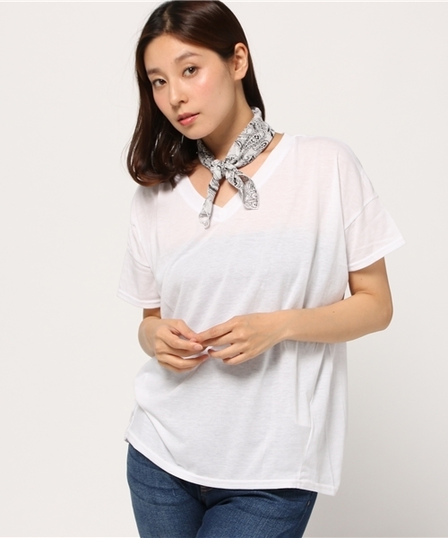 VENCEEXCHANGE(ヴァンスエクスチェンジ)の「バンダナ付きVネックT(Tシャツ/カットソー・レディース・ブラック/オリーブ/ピンク/オフホワイト・MEDIUM)」の14枚目の写真