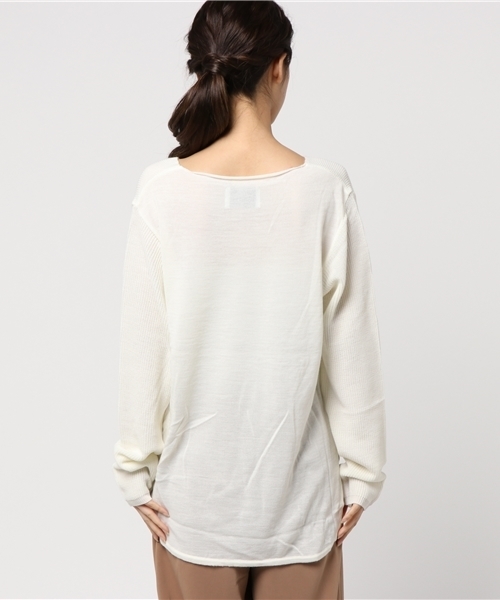 STUDIOUS（ステュディオス）の「【STUDIOUS】ウール混畔編みヘムラウンドニット（ニット/セーター・レディース・ホワイト/グレー・FREE）」の5枚目の写真