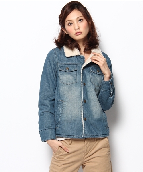 Chico（チコ）の「ボアGジャン（その他アウター・レディース・ブルー/ネイビー・FREE）」の2枚目の写真