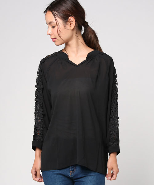 coca（coca）（コカ）の「ケミカルレーススリーブシフォンブラウス（シャツ/ブラウス・レディース・ブラック/ホワイト・ONE SIZE）」の3枚目の写真
