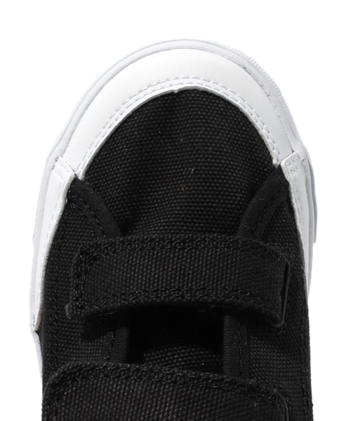 NIKE(ナイキ)の「GO TDV ゴー(スニーカー・キッズ・ホワイト/ブラック・12cm/13cm/14cm/15cm/16cm)」の6枚目の写真