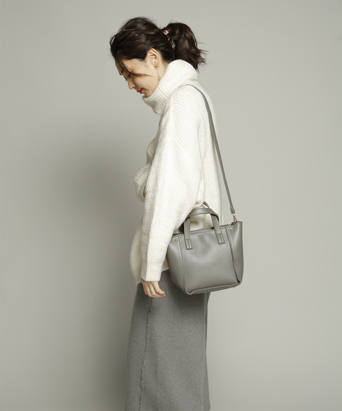 PLAIN CLOTHING（プレーンクロージング）の「フェイクレザー2wayショルダーバッグ【PLAIN CLOTHING】（ショルダーバッグ・レディース・ベージュ/グレー/ブラック/ワイン・FREE）」の20枚目の写真