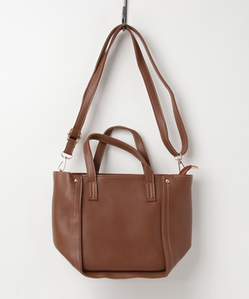 PLAIN CLOTHING（プレーンクロージング）の「フェイクレザー2wayショルダーバッグ【PLAIN CLOTHING】（ショルダーバッグ・レディース・ベージュ/グレー/ブラック/ワイン・FREE）」の15枚目の写真