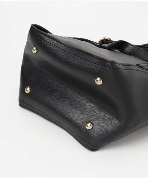 PLAIN CLOTHING（プレーンクロージング）の「フェイクレザー2wayショルダーバッグ【PLAIN CLOTHING】（ショルダーバッグ・レディース・ベージュ/グレー/ブラック/ワイン・FREE）」の6枚目の写真