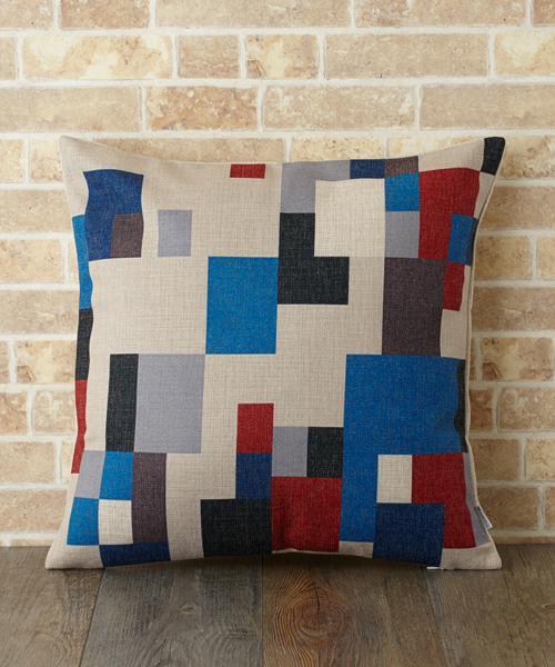 Jubilee（ジュビリー）の「北欧デザイン クッションカバー（クッション/クッションカバー・レディース・レッド/オフホワイト/ピンク/ブルー/ホワイト×ブラック/ナチュラル/カラフル/ブラック×ブルー/イエロー/ブラック×ホワイト/レッド系その他/ホワイト系その他/マスタード/レモンイエロー/ブラック/ピンク系その他/ダークパープル/ミント/ネイビー/ネイビー×ホワイト/ロイヤルブルー/ダークグリーン/ダークオレンジ/グリーン/パープル/ブラック系その他/イエロー×グレー/ダークブラウン/オレンジ/ブラウン・FREE）」の8枚目の写真