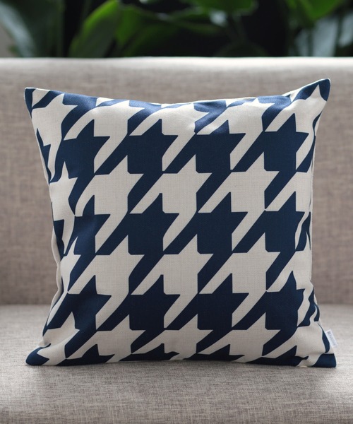 Jubilee（ジュビリー）の「北欧デザイン クッションカバー（クッション/クッションカバー・レディース・レッド/オフホワイト/ピンク/ブルー/ホワイト×ブラック/ナチュラル/カラフル/ブラック×ブルー/イエロー/ブラック×ホワイト/レッド系その他/ホワイト系その他/マスタード/レモンイエロー/ブラック/ピンク系その他/ダークパープル/ミント/ネイビー/ネイビー×ホワイト/ロイヤルブルー/ダークグリーン/ダークオレンジ/グリーン/パープル/ブラック系その他/イエロー×グレー/ダークブラウン/オレンジ/ブラウン・FREE）」の14枚目の写真