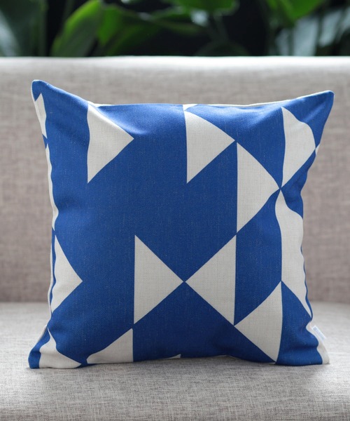 Jubilee（ジュビリー）の「北欧デザイン クッションカバー（クッション/クッションカバー・レディース・レッド/オフホワイト/ピンク/ブルー/ホワイト×ブラック/ナチュラル/カラフル/ブラック×ブルー/イエロー/ブラック×ホワイト/レッド系その他/ホワイト系その他/マスタード/レモンイエロー/ブラック/ピンク系その他/ダークパープル/ミント/ネイビー/ネイビー×ホワイト/ロイヤルブルー/ダークグリーン/ダークオレンジ/グリーン/パープル/ブラック系その他/イエロー×グレー/ダークブラウン/オレンジ/ブラウン・FREE）」の16枚目の写真